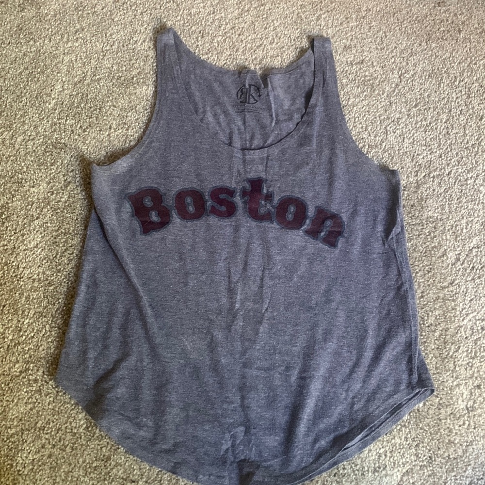 Boston Red Sox “strike ‘‘em out” tank top, size S, gray